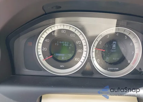 2011 Volvo Xc60 3.2/3.2 R-Design из США, поврежденный, VIN YV4952DZ7B2209799